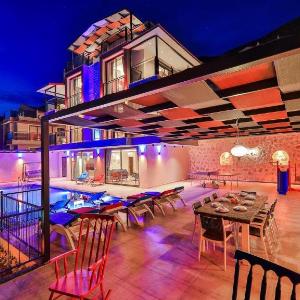 Kalkan 5 Bedroom Luxury Villa with Private Pool