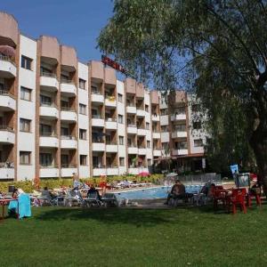 Aparthotel Las Mariposas