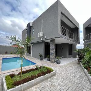 The Prestige Palace