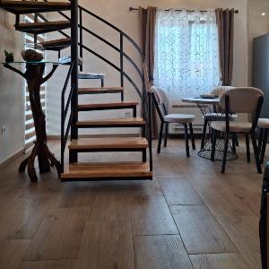 House 23 B1