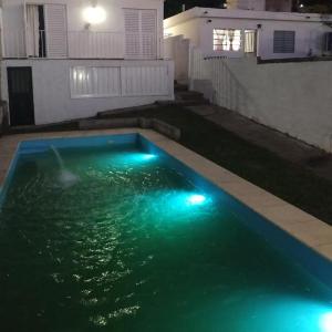 Casa con Pileta solo para familias
