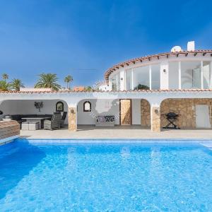 Villa Moose