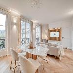 Elegance & refinement a stone's throw from Louvre