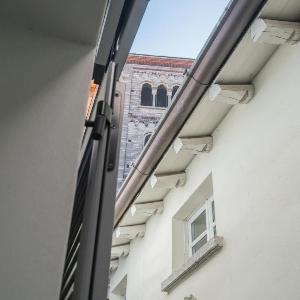 Domus in Como by Rent All Como