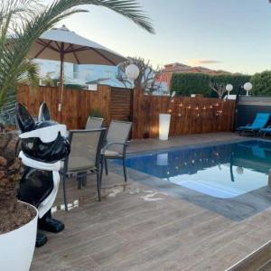 Sunset Pool Villa
