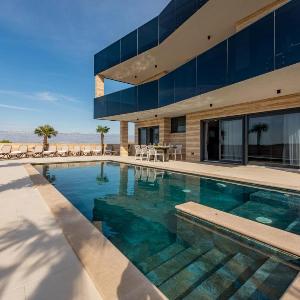 CROWONDER Villa Travera 3 with Heated Swimming Pool - CROWONDER LUXURY RENT