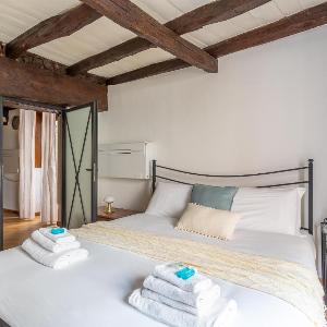 iFlat Campo de Fiori's Comfy Gem