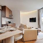 Modern Apt -1BR 4P - View Eiffel Tower Passy