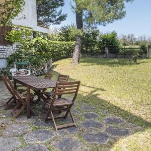 Marcelli quadrilocale con giardino a 100mt dal mare - M088