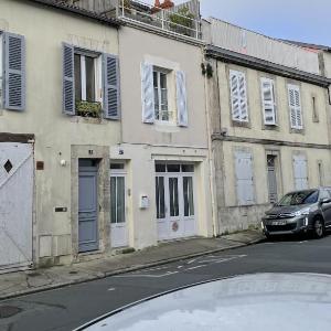 Maison de ville avec terrasse