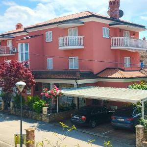 Charming apartment in Umag with balcony