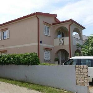 Apartments with parking space Privlaka Zadar - 24002