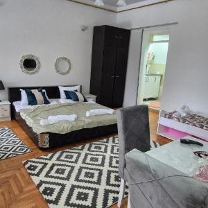 Apartment B with free parking