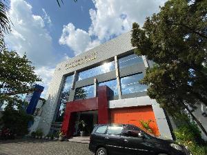 Hotel Kharisma Madiun, Madiun