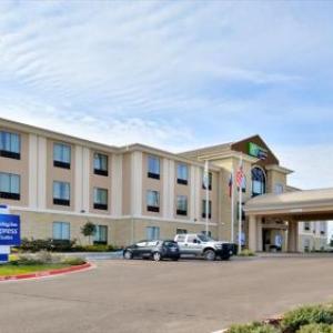 Holiday Inn Express And Suites Schulenburg