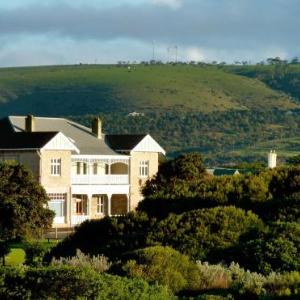 YHA Port Elliot Beach House