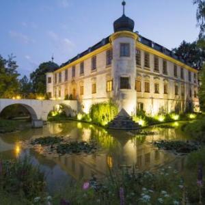 Enteria arena Pardubice Hotels - Chateau Třebešice