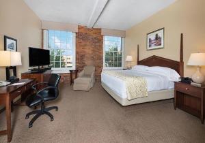 Hawthorn Suites by Wyndham Rome, Rome