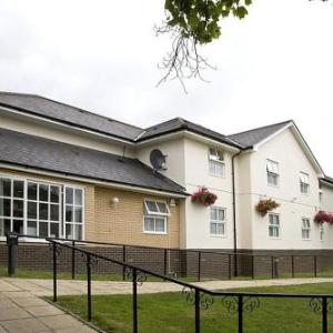 Hotels near Epsom Playhouse - Premier Inn Epsom Central