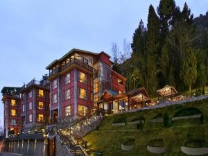 R K Sarovar Portico Hotel, Srinagar