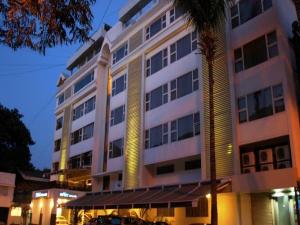 Kapila Business Hotel, Pune