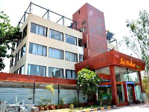 Hotel Malhar Palace, Shirdi