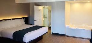 Motel 6 Los Angeles, CA - Downtown hotel near Los Angeles Convention Center
