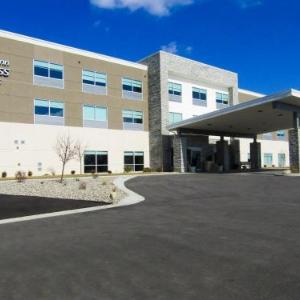 Holiday Inn Express & Suites Coldwater