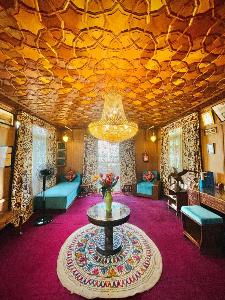 Houseboat New Golden Flower, Srinagar