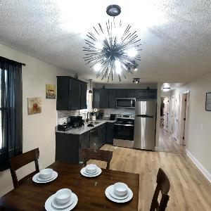 Carbon Ridge 300mbps WiFi - Dog Friendly