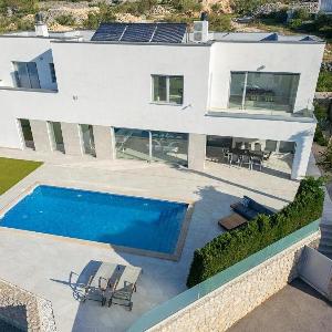 Luxury villa with a swimming pool Krk - 23992