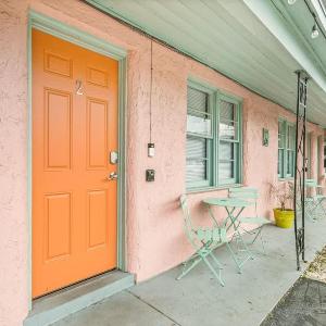 Cozy & Contemporary Space in Central St Augustine