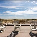 Water's edge renovated Condo with Marina Views