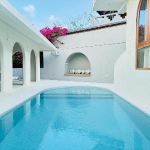 The Suite by Ceilao Villas