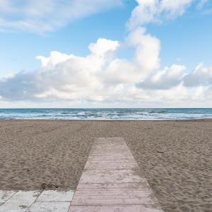 MalagaSuite Terrace & Parking Stay Fuengirola