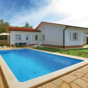 Holiday Home Mia by 22Estates