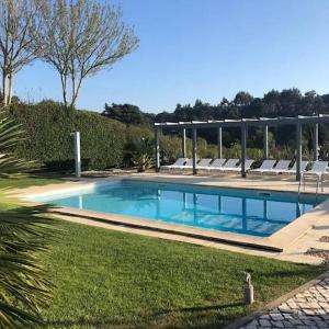 Tranquil Retreat in Sesimbra with Private Entrance and Stunning Views