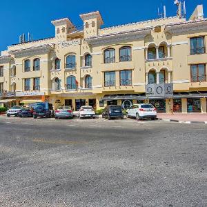 Beach Hotel Apartment