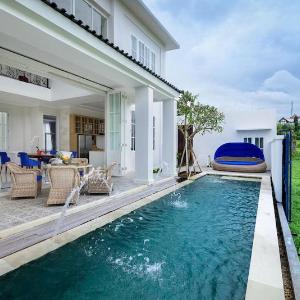 4 Bedrooms Villa in Canggu