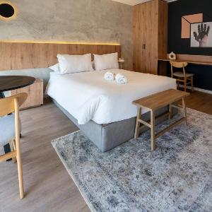 Stylish Diego Ferré 293 Apartments by Geko