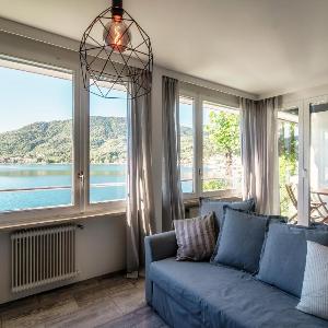 La Finestra Blu by Quokka 360 - Amazing Lake View
