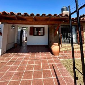 Hermosa Casa en el Centro con Cochera