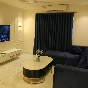 The Sapphire Suite