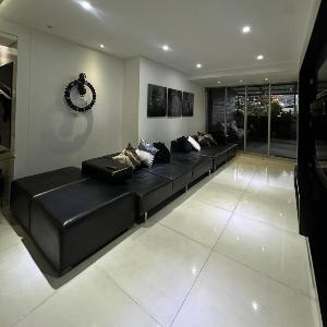 Luxury Apartment Hot Tub in South Cali