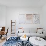 48-5RW 1BR Apartment in Midtown West W&D