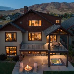 6 Bdr 4 are King hot tub fire pit BEST view