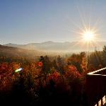 C3 Crawford Ridge Townhome with views walk to ski lodge