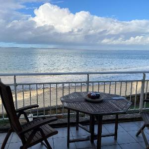 Appartement T3 en bord de mer avec parking sécurisé et WiFi - FR-1-374-230