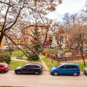 ElenartLux - Baby Cot - Pets Allowed - Free Parking & Fast Wi-Fi