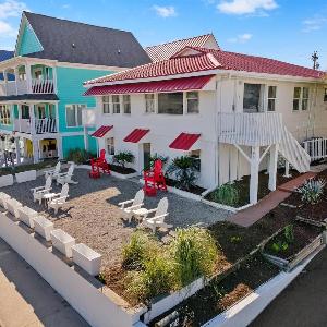 Pet Friendly Steps to the Beach Seahorse Ranch 3